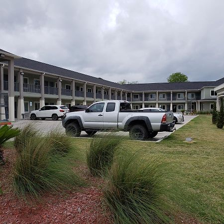 Scottish Inns & Suites - Crosby Esterno foto