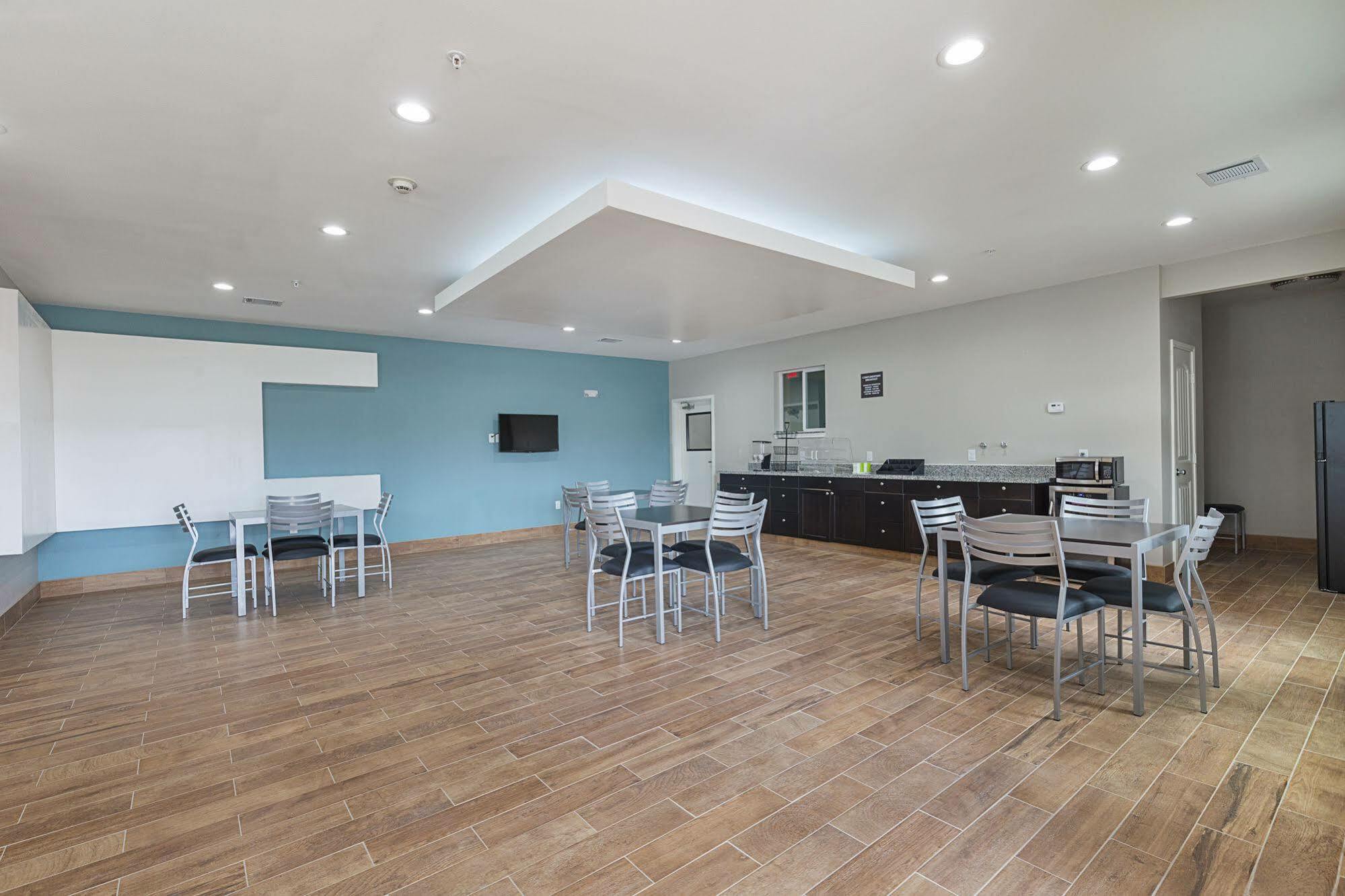 Scottish Inns & Suites - Crosby Esterno foto