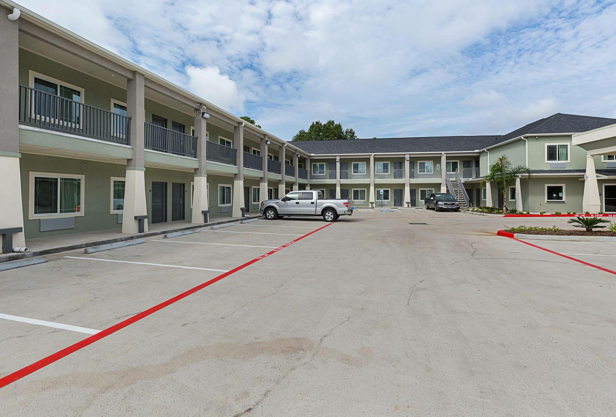 Scottish Inns & Suites - Crosby Esterno foto