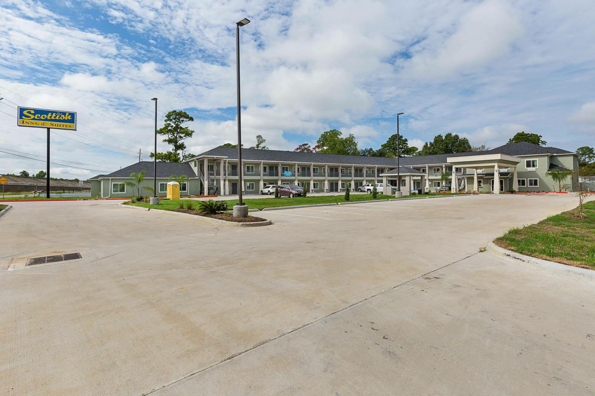 Scottish Inns & Suites - Crosby Esterno foto